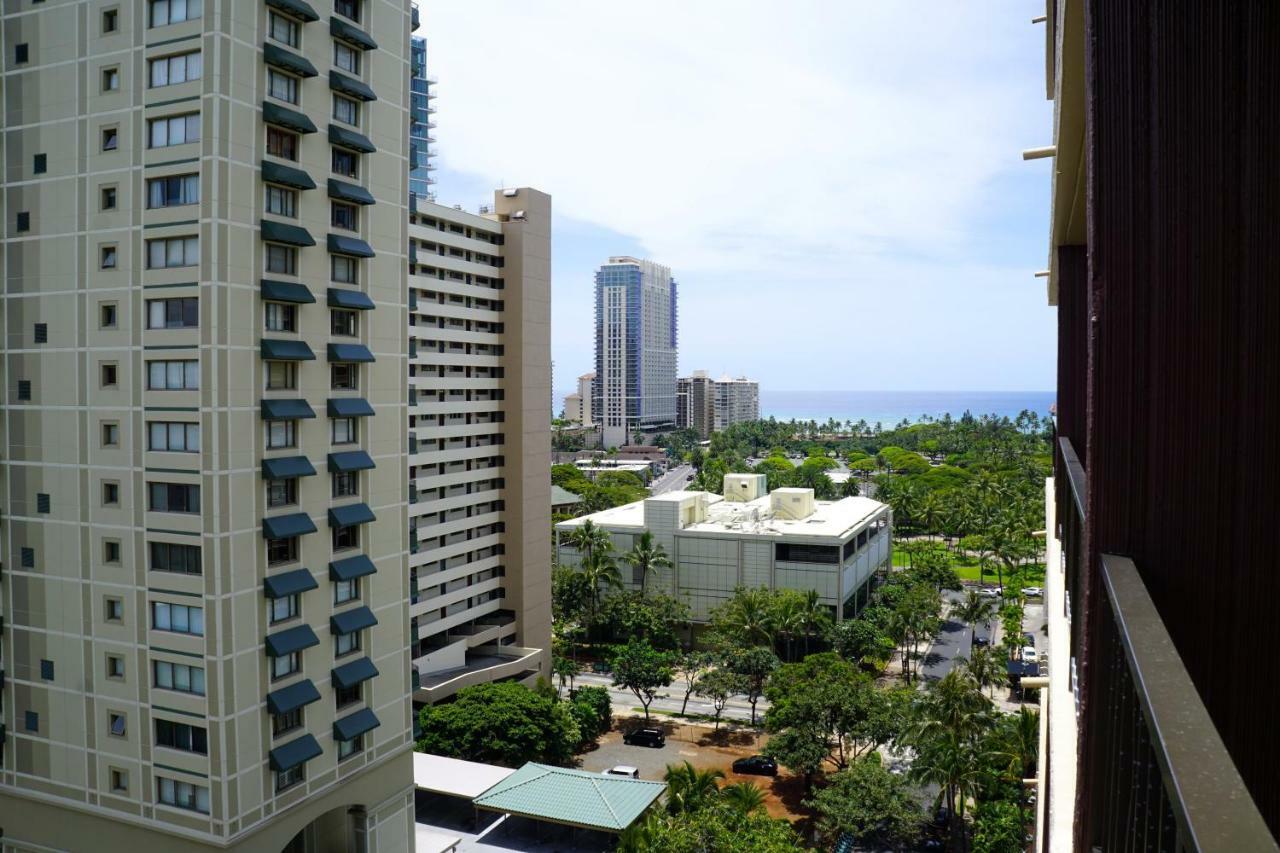 Wyndham Vacation Resorts Royal Garden At Waikiki Honolulu Extérieur photo