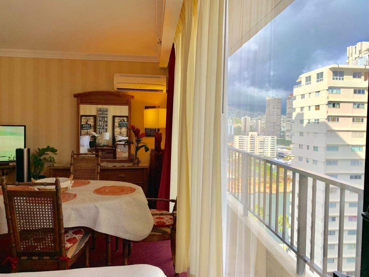 Wyndham Vacation Resorts Royal Garden At Waikiki Honolulu Extérieur photo